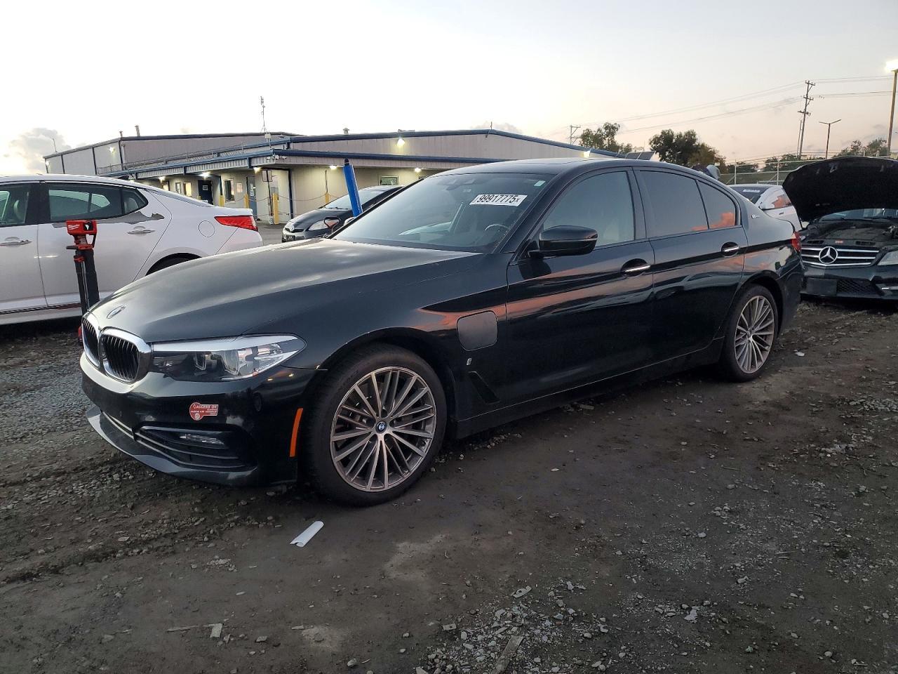 BMW Seria 5 - zdjęcie 1