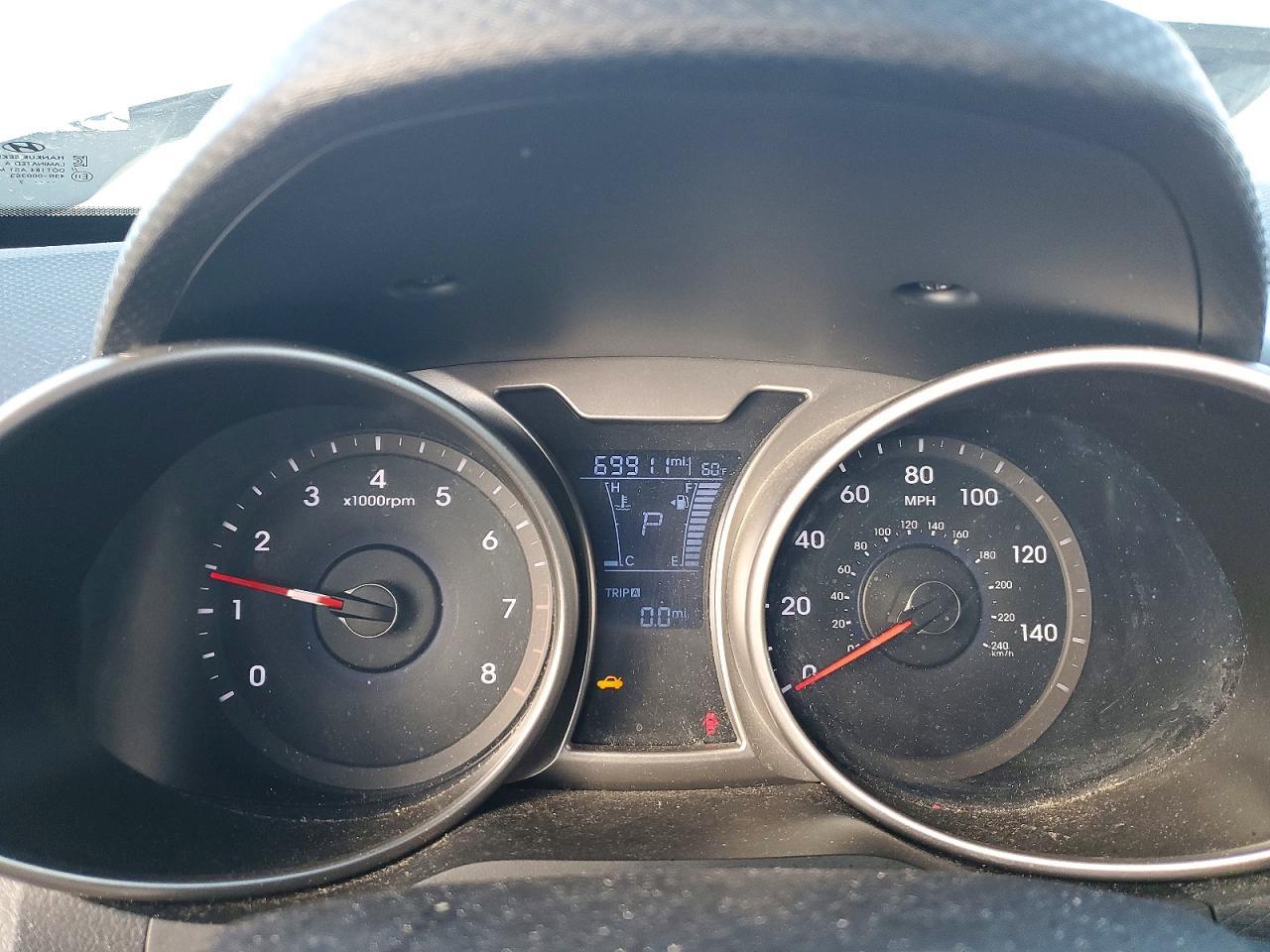 2017 Hyundai Veloster - zdjęcie 9