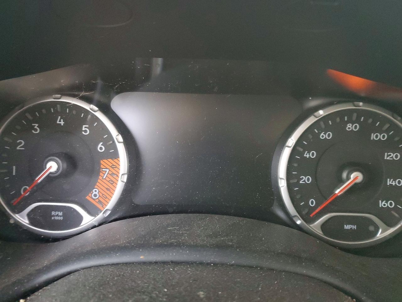 2021 Jeep Renegade Latitude - zdjęcie 9