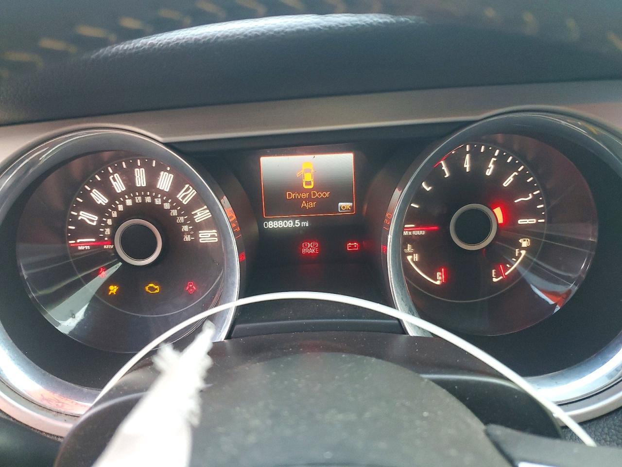 2014 Ford Mustang - zdjęcie 9