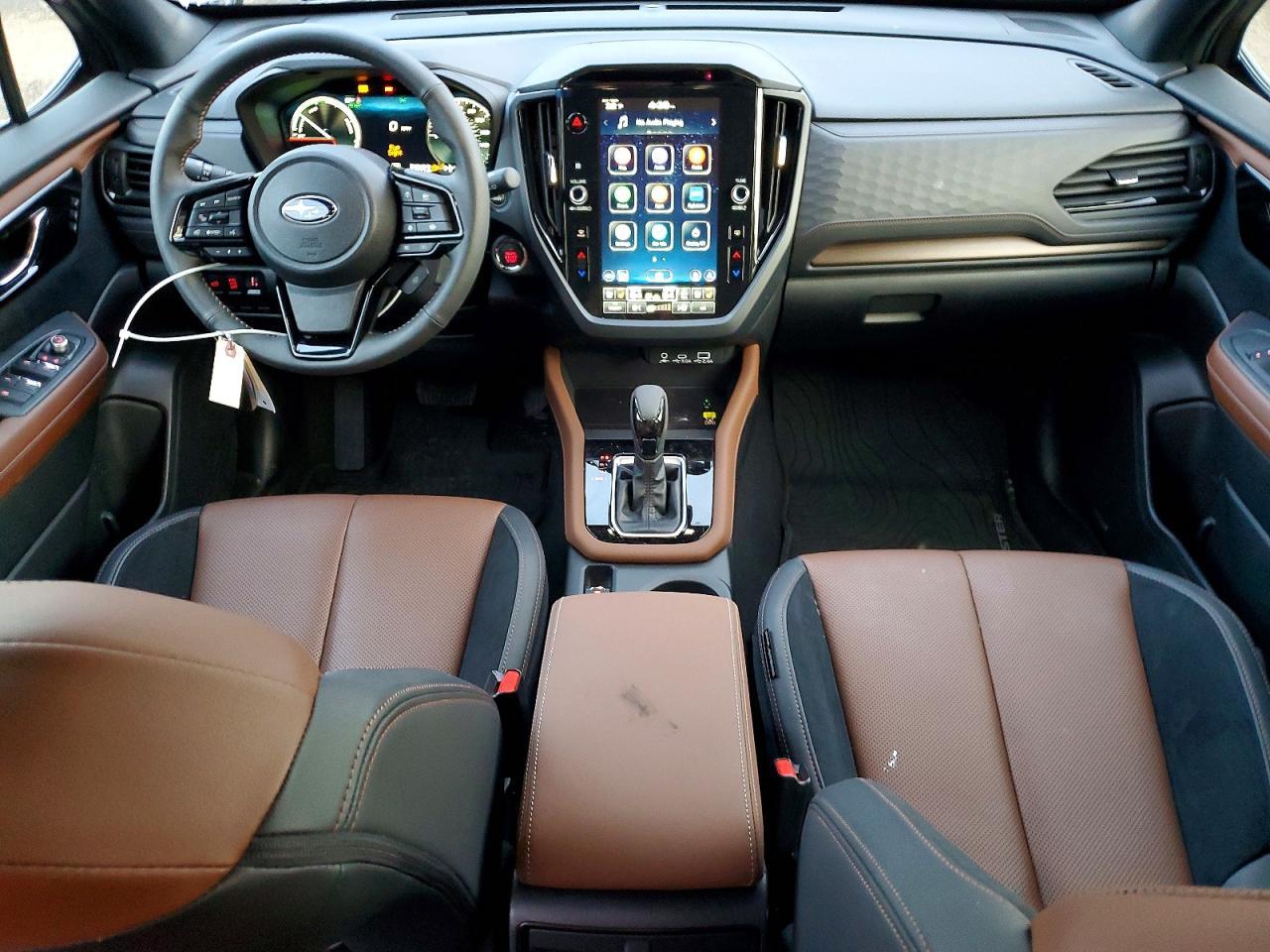 2025 Subaru Forester Touring - zdjęcie 8
