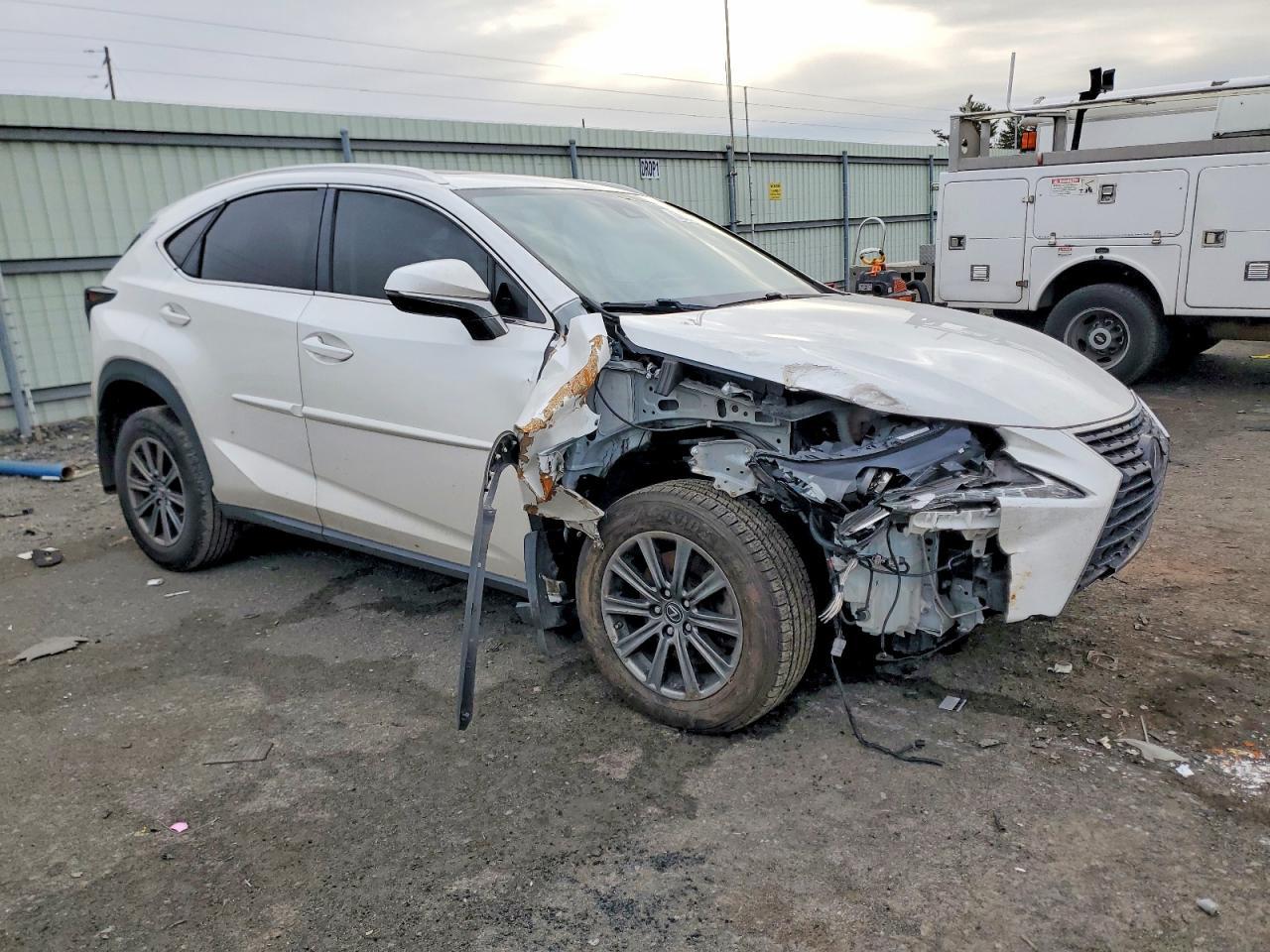 2020 Lexus Nx 300 - zdjęcie 4