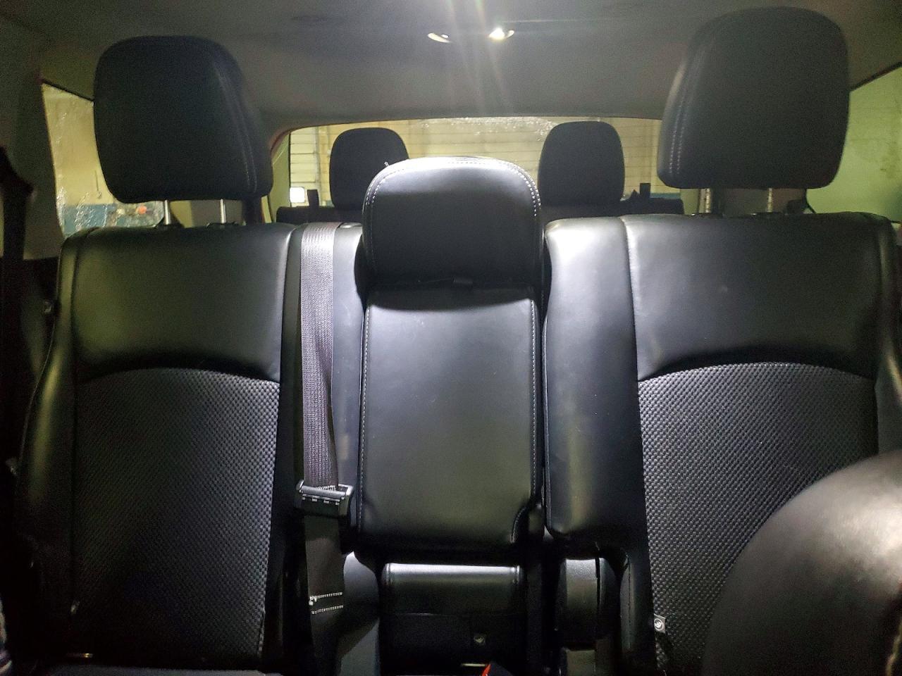 2016 Dodge Journey Crossroad - zdjęcie 10