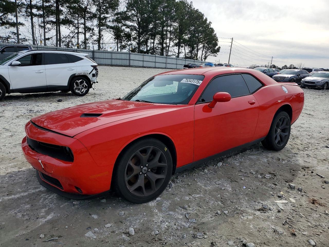 2017 Dodge Challenger Sxt - zdjęcie główne