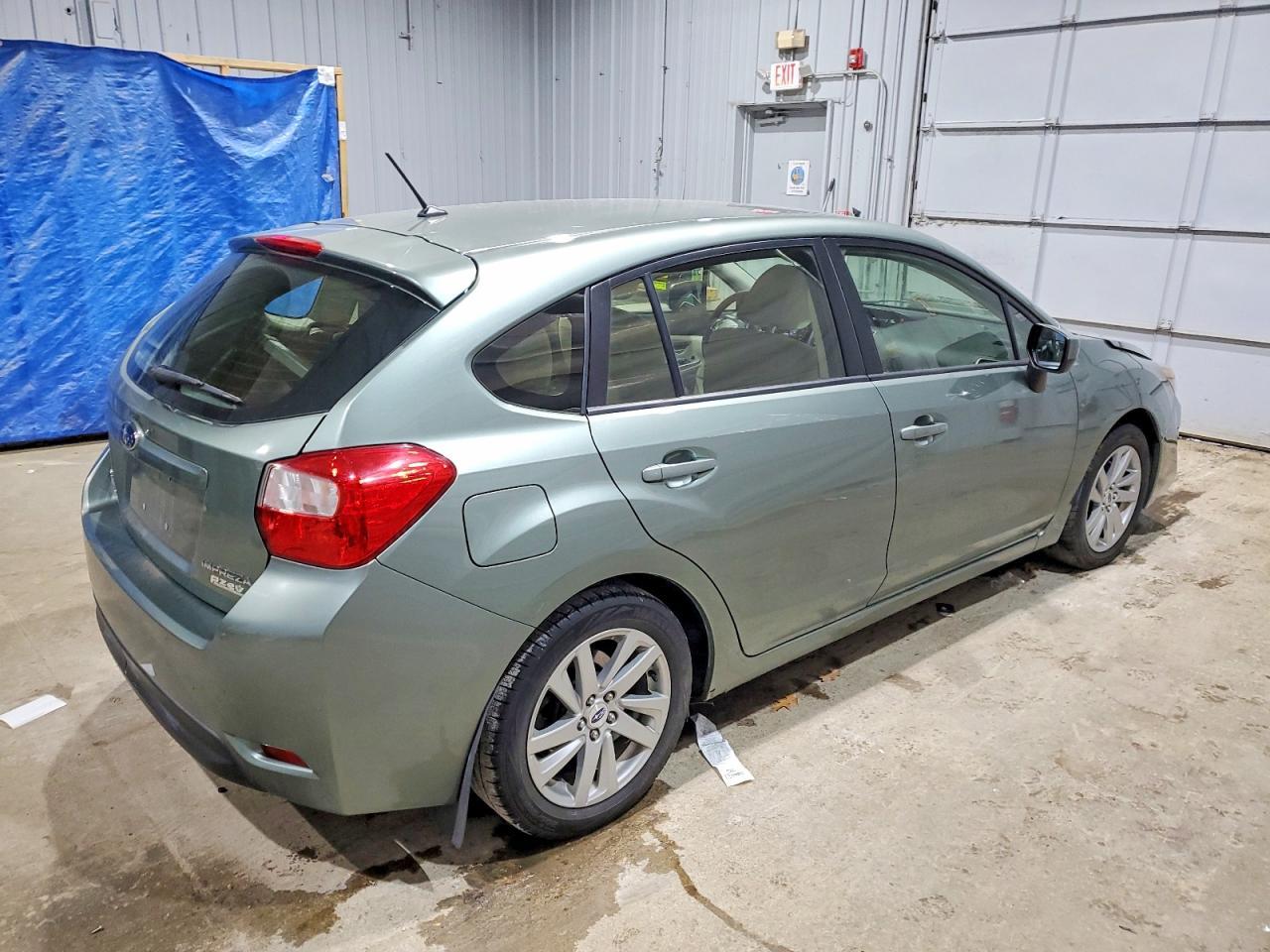 2016 Subaru Impreza Premium - zdjęcie 3