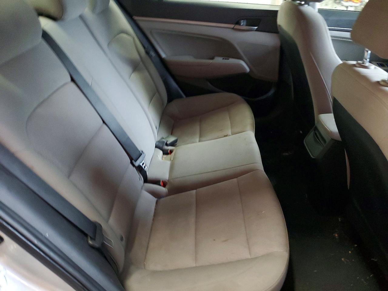 2018 Hyundai Elantra Sel - zdjęcie 10