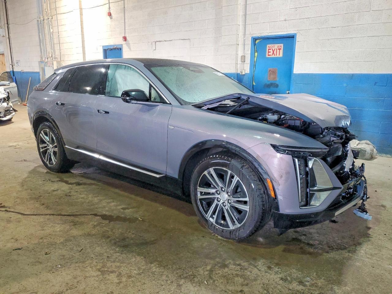 2025 Cadillac Lyriq Luxury - zdjęcie 4