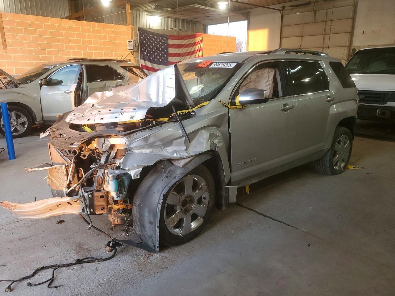 2015 GMC Terrain Denali - zdjęcie główne