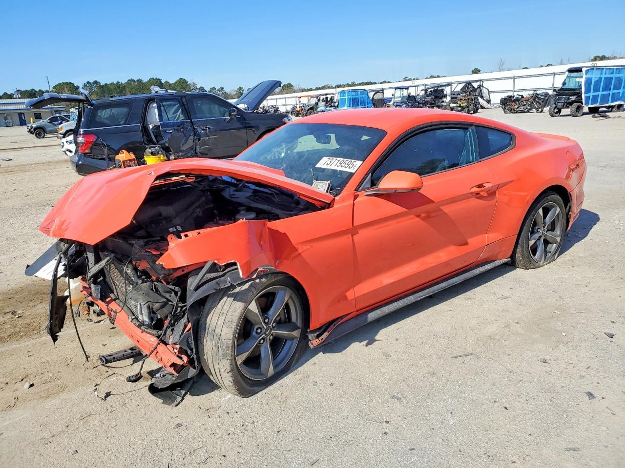 2016 Ford Mustang - zdjęcie główne