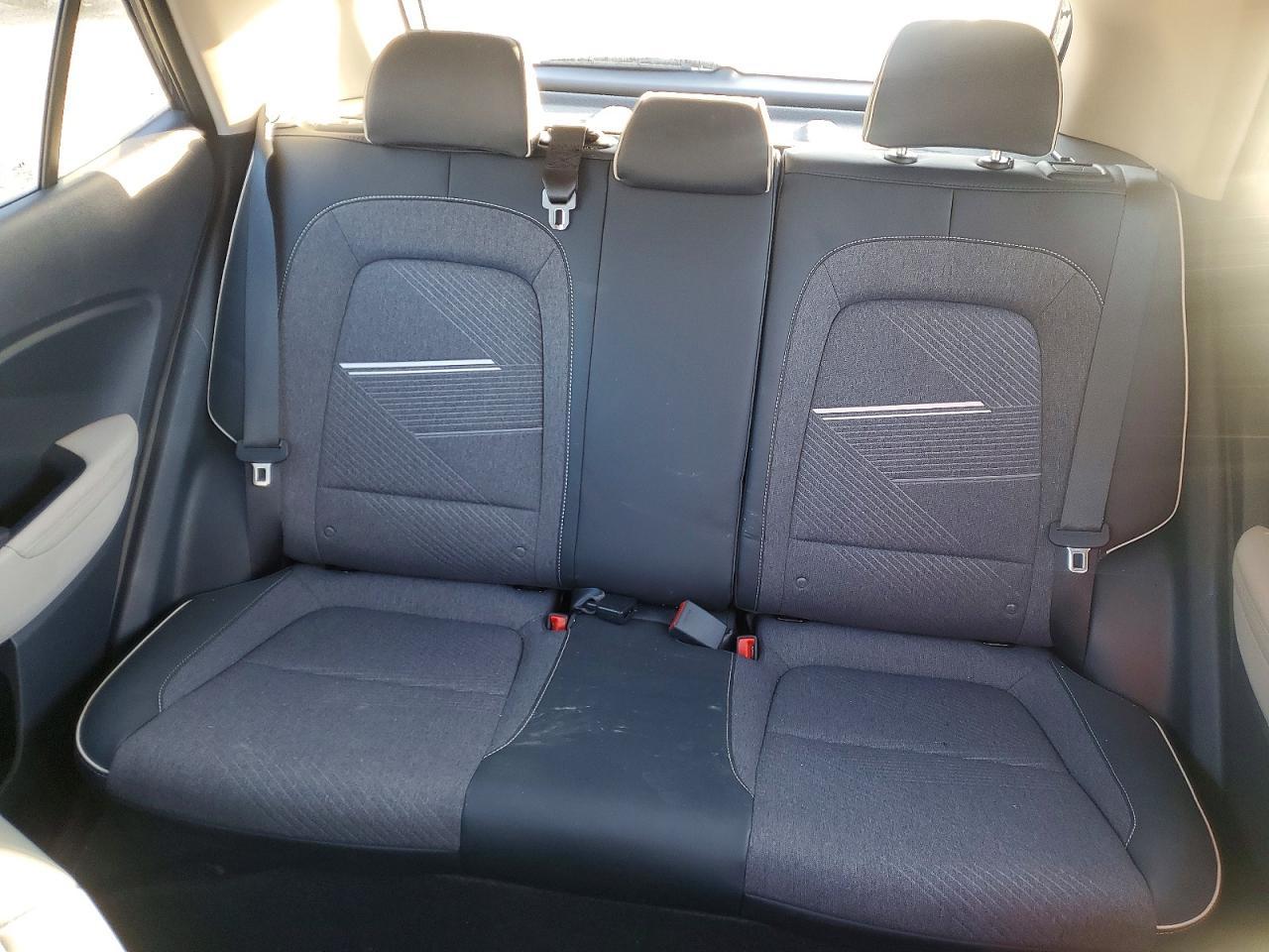 2025 Hyundai Venue Sel - zdjęcie 10