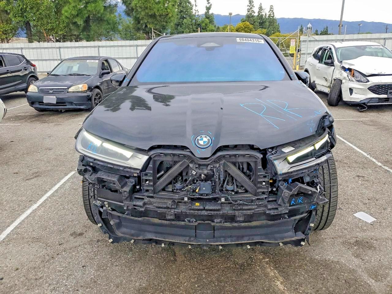 2024 BMW Ix xDrive50 - zdjęcie 5