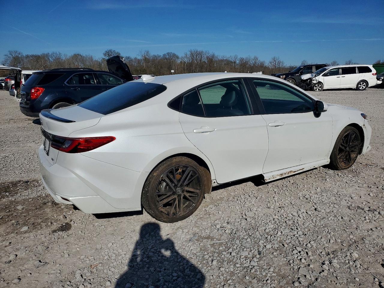 2025 Toyota Camry Xse - zdjęcie 3