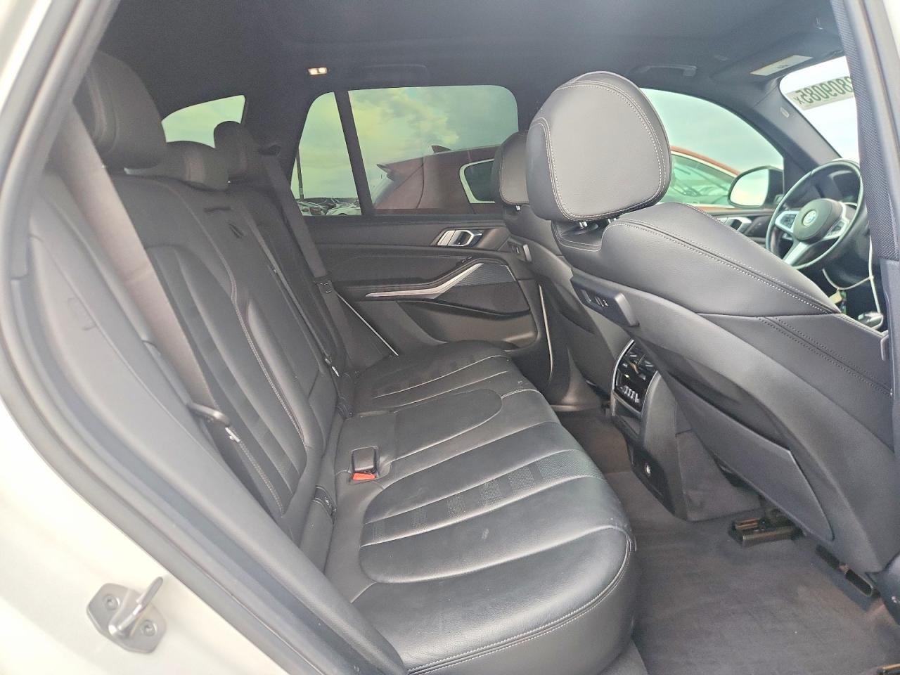2021 BMW X5 Sdrive 40I - zdjęcie 11