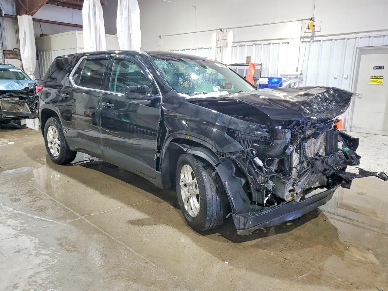 2020 Chevrolet Traverse Ls - zdjęcie 4