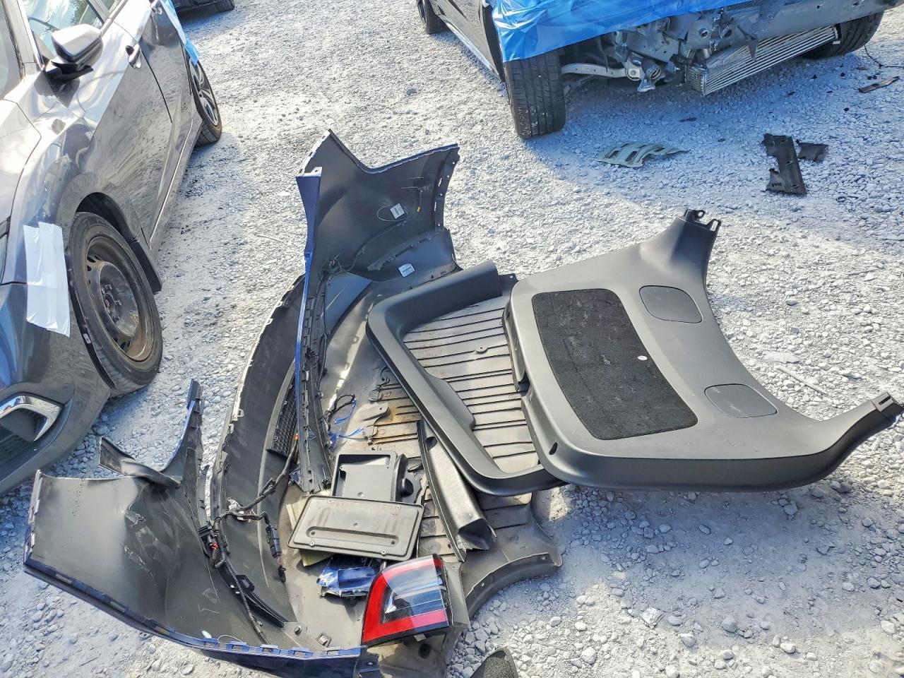 2022 Tesla Model Y - zdjęcie 13