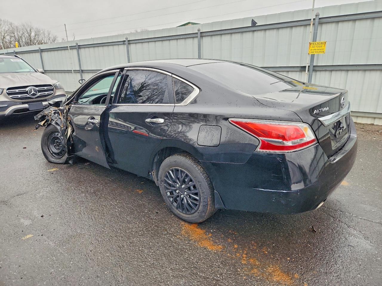 2015 Nissan Altima 2.5 - zdjęcie 2
