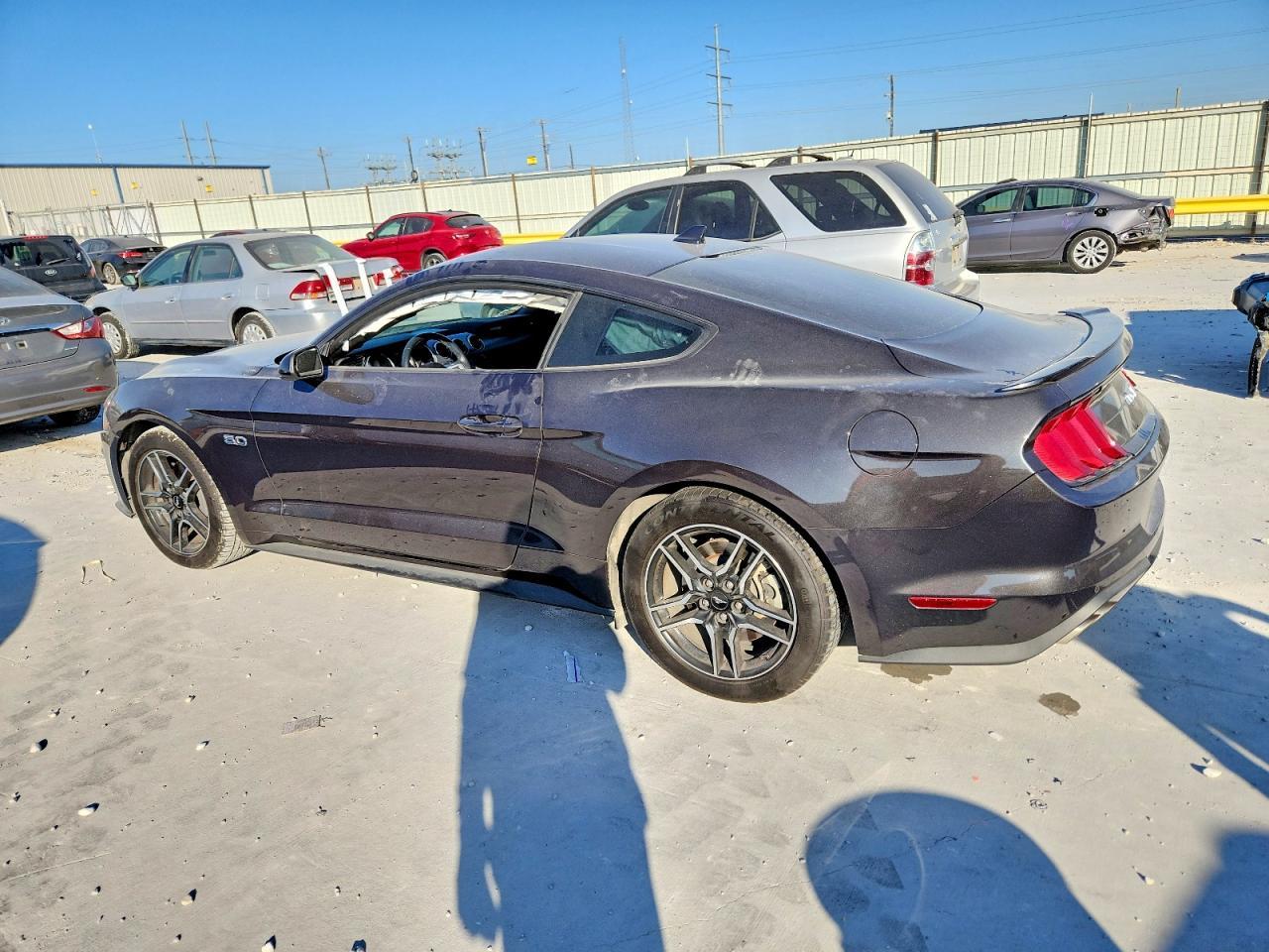 2023 Ford Mustang Gt - zdjęcie 2