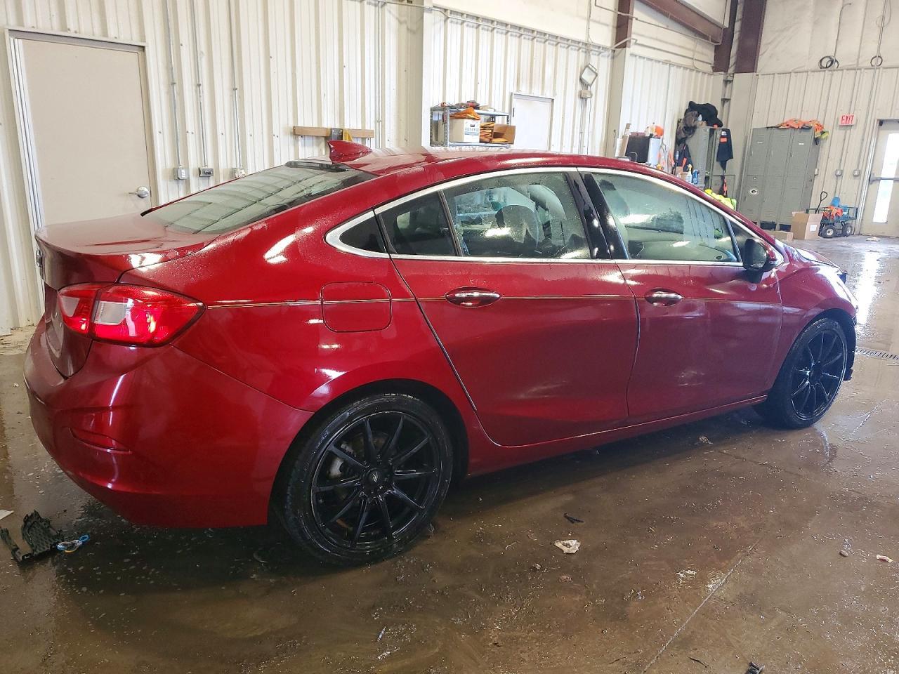 2018 Chevrolet Cruze Premier - zdjęcie 3