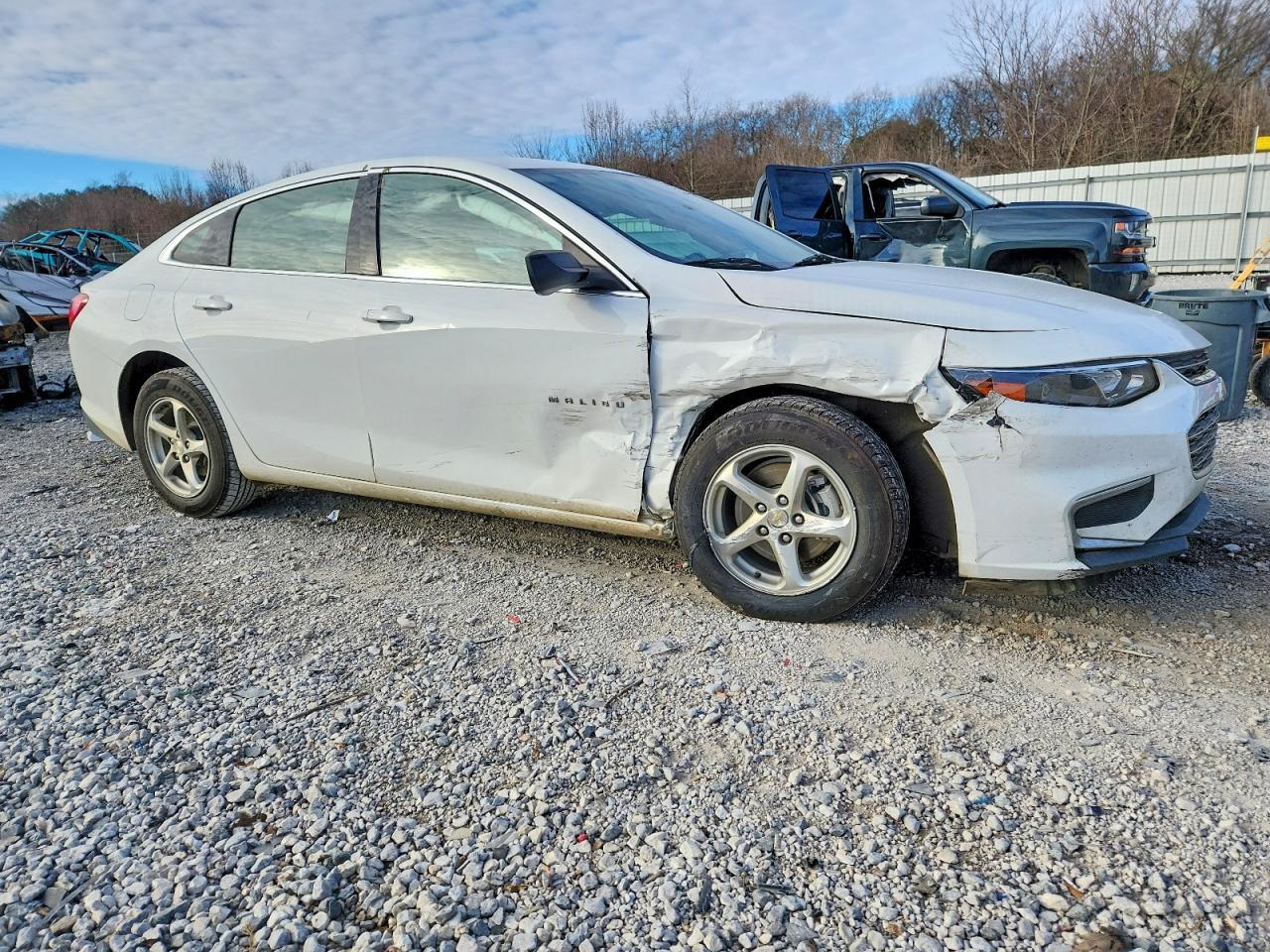 2017 Chevrolet Malibu Ls - zdjęcie 4