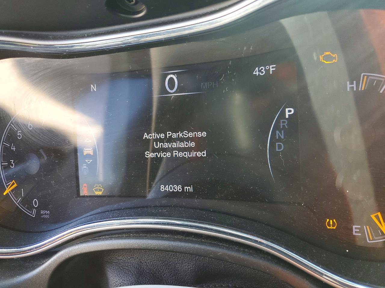 2021 Jeep Grand Cherokee Limited - zdjęcie 9