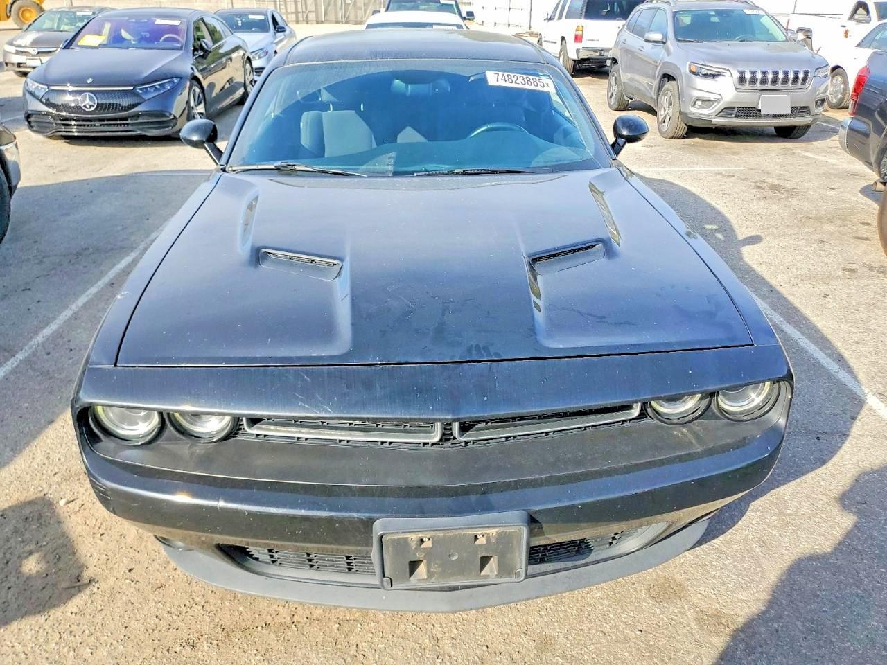 2016 Dodge Challenger Sxt - zdjęcie 5