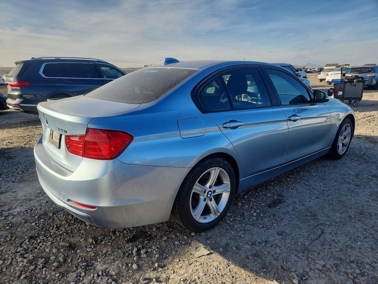 BMW Seria 3 - zdjęcie 3