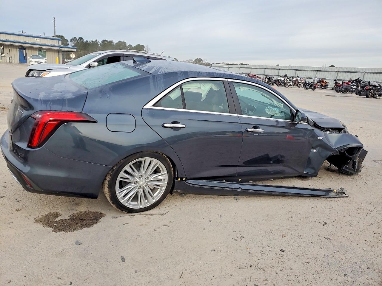 2025 Cadillac Ct4 Premium Luxury - zdjęcie 3