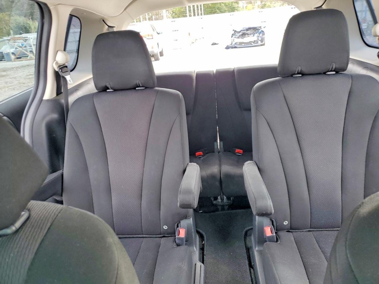 2013 Mazda 5 - zdjęcie 10