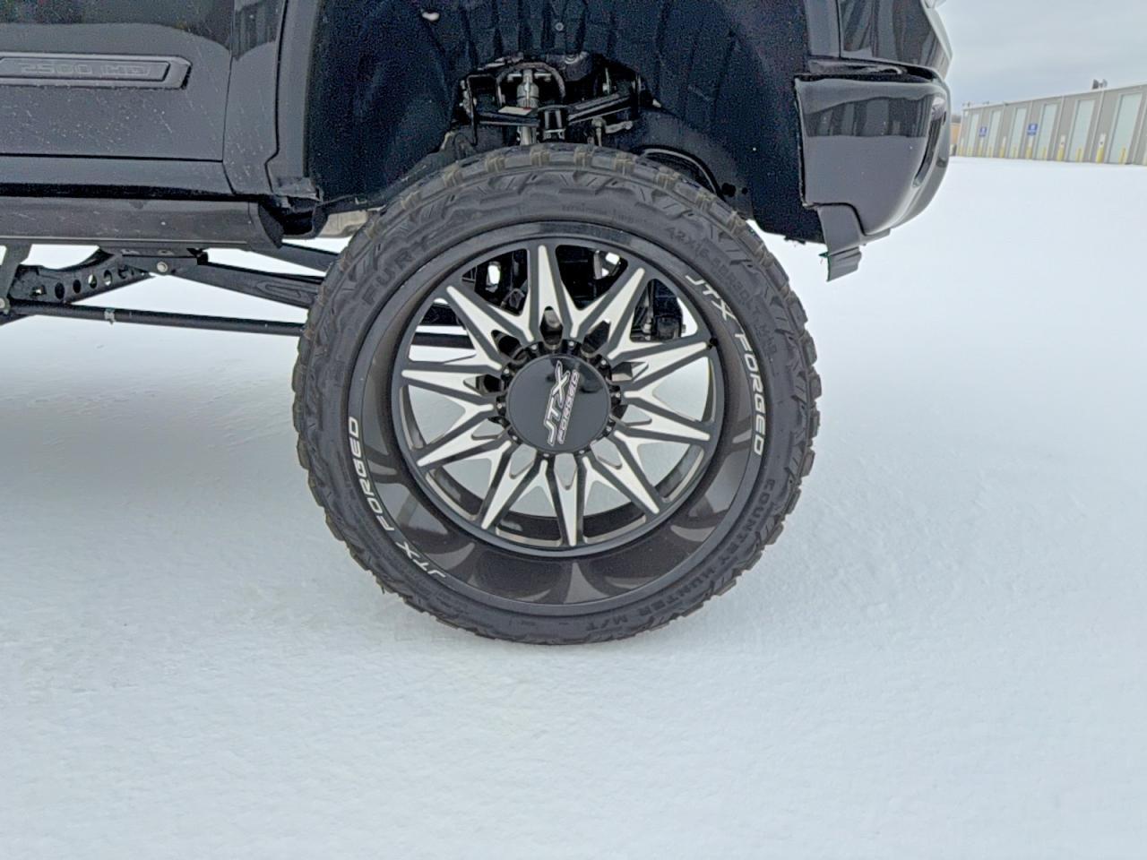 2024 Chevrolet Silverado K2500 High Country - zdjęcie 13