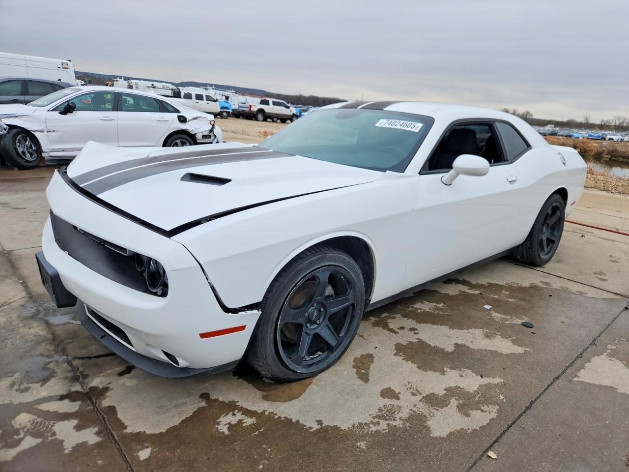 2019 Dodge Challenger Sxt - zdjęcie główne