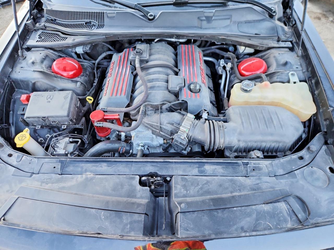 2016 Dodge Challenger Srt 392 - zdjęcie 11