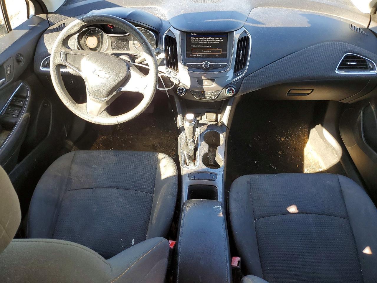 2019 Chevrolet Cruze Ls - zdjęcie 8