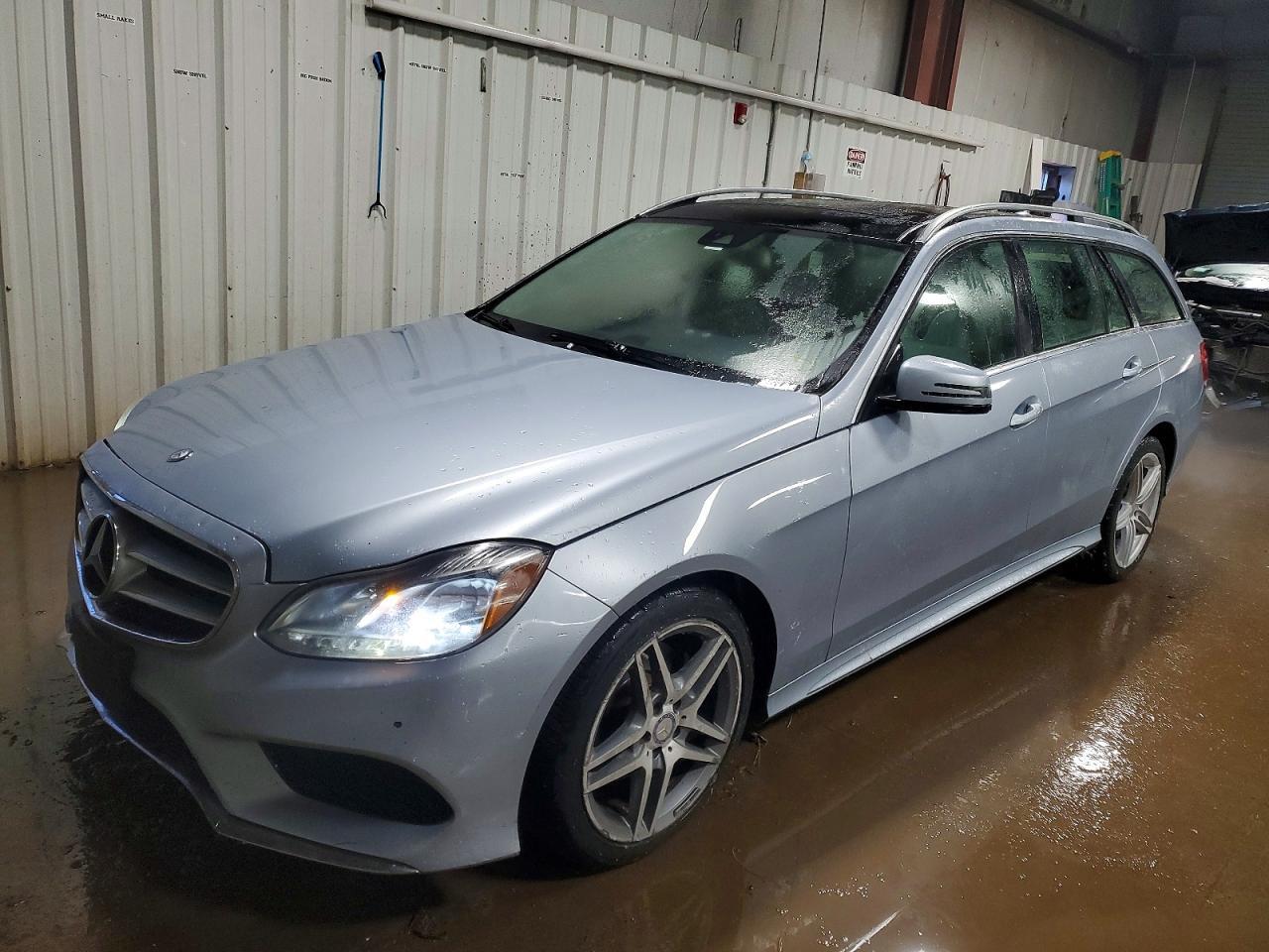 2014 Mercedes-Benz E 350 4Matic Wagon - zdjęcie główne