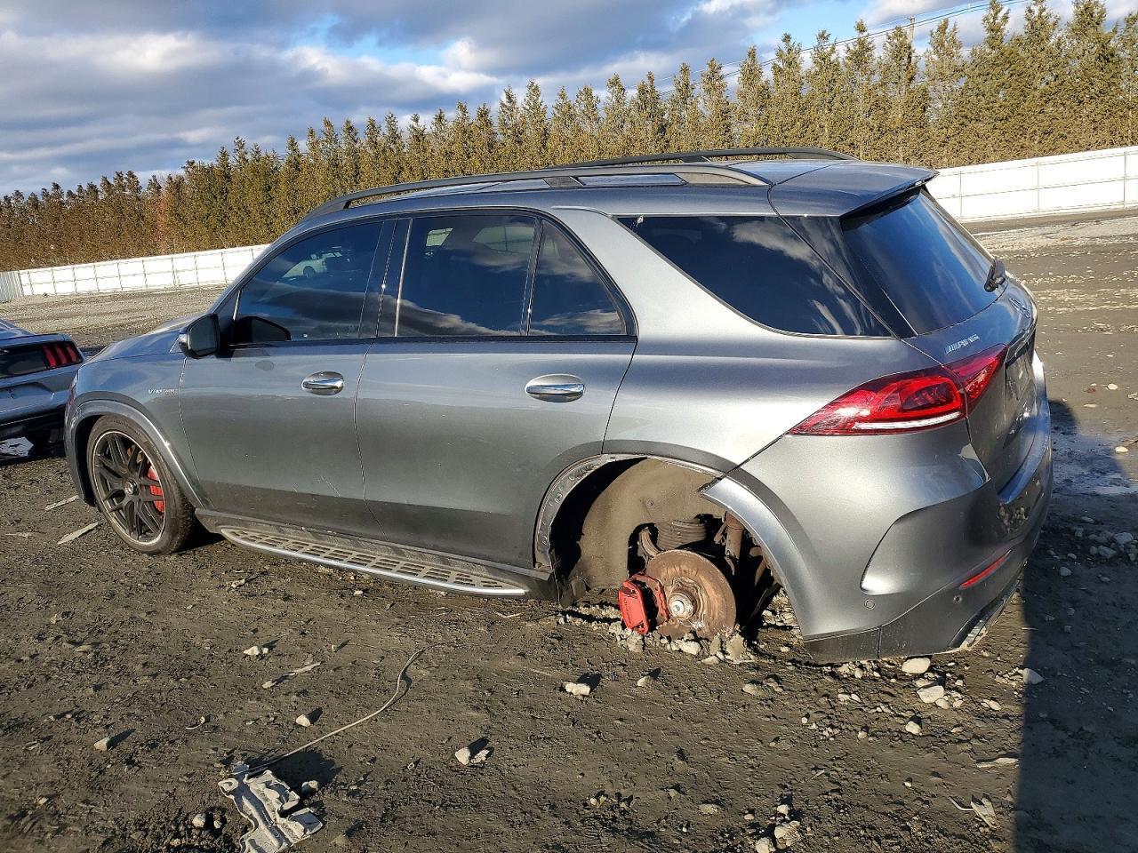 2021 Mercedes-Benz Gle 63 Amg 4Matic - zdjęcie 2