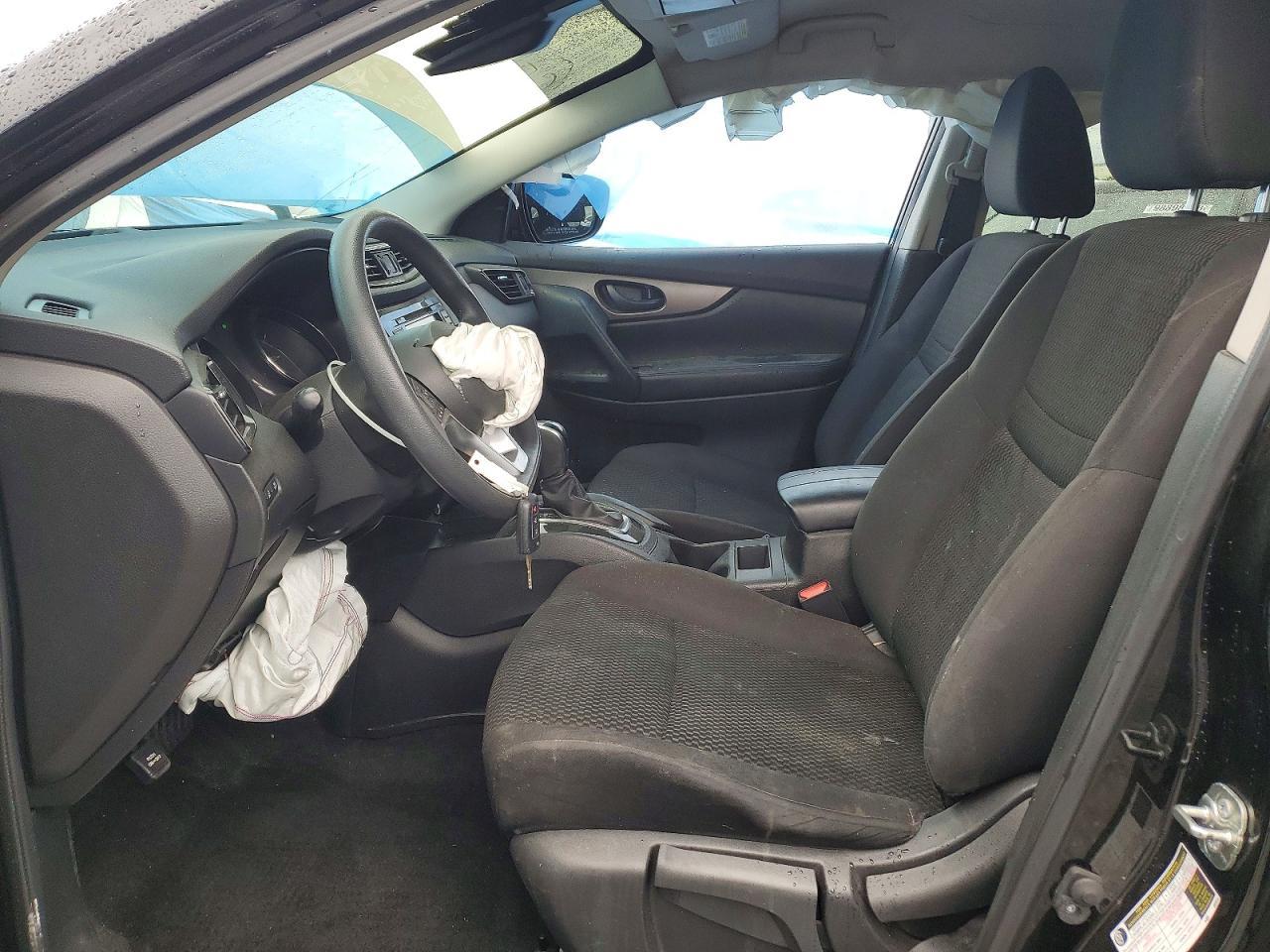 2020 Nissan Rogue Sport S - zdjęcie 7