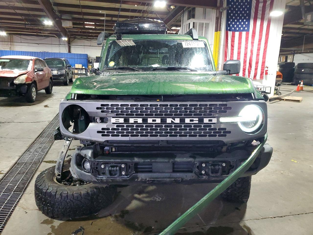 2023 Ford Bronco Base - zdjęcie 5