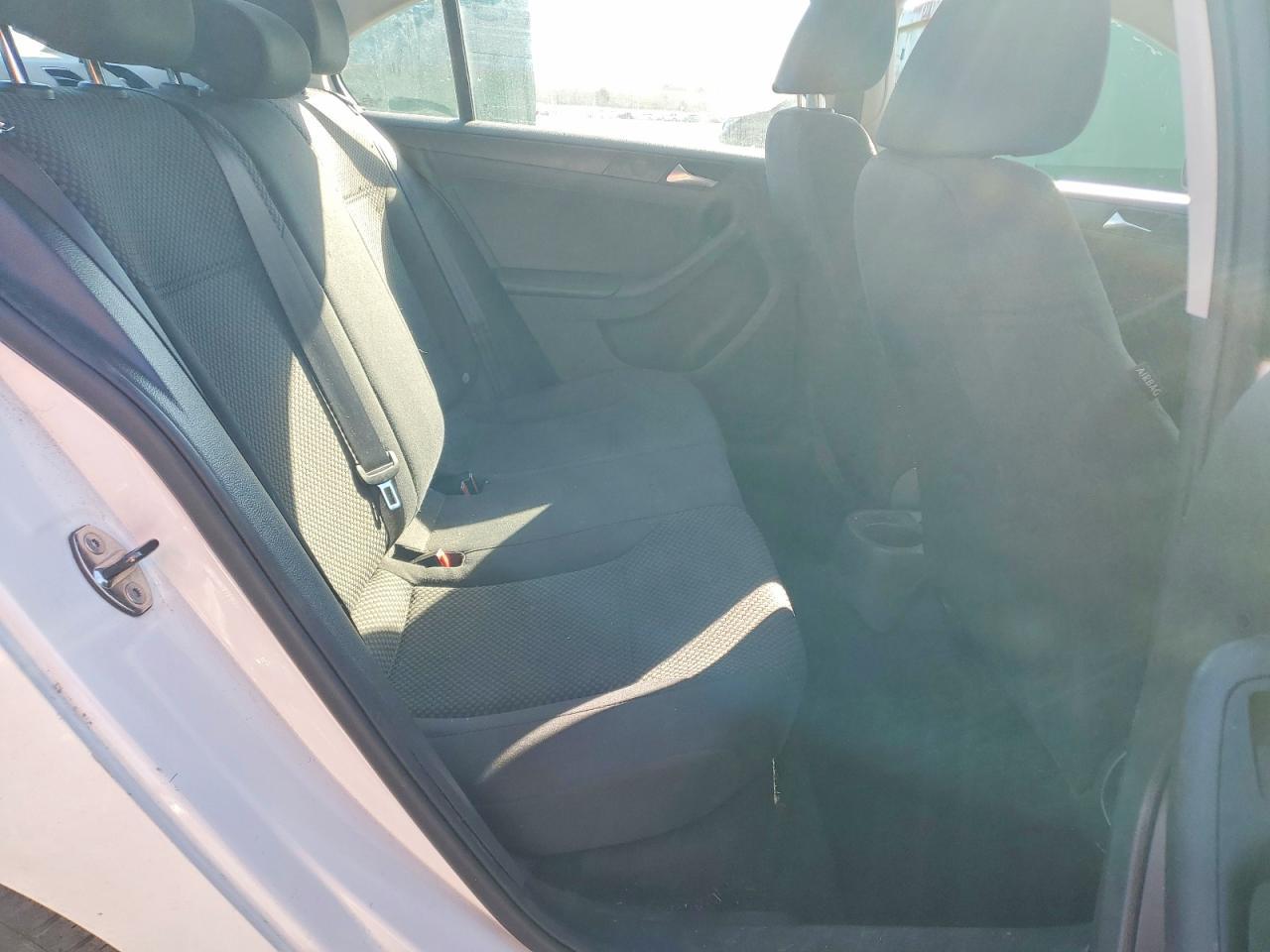 2013 Volkswagen Jetta Base - zdjęcie 10