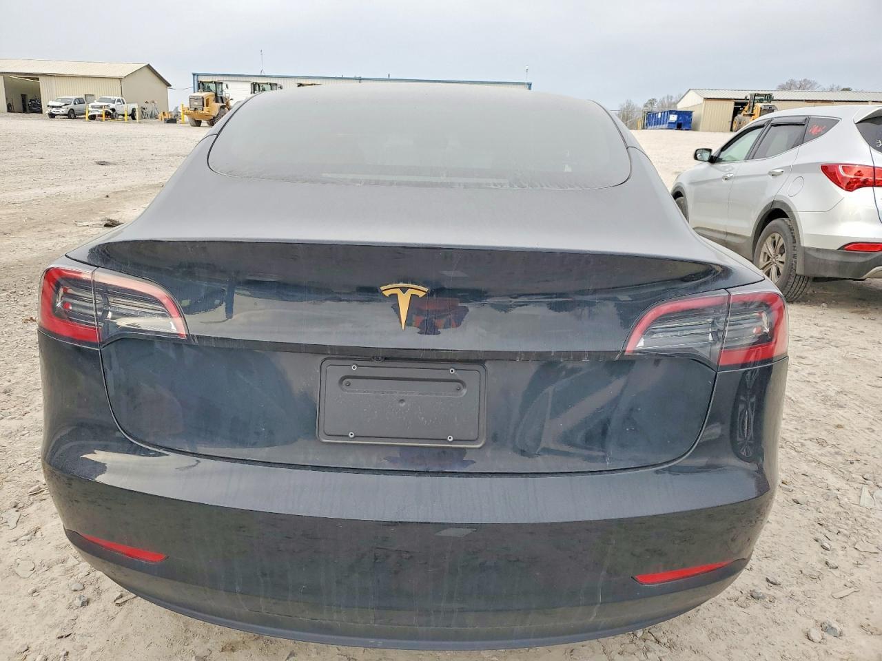2023 Tesla Model 3 - zdjęcie 6