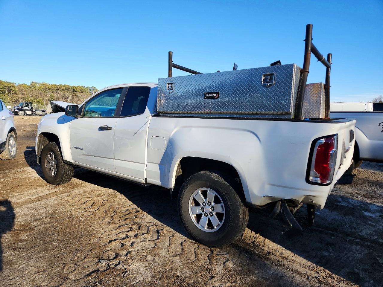 2019 GMC Canyon - zdjęcie 2