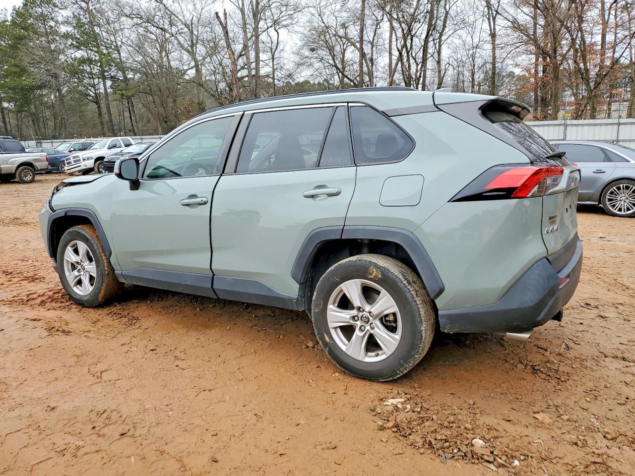 2019 Toyota Rav4 Xle - zdjęcie 2