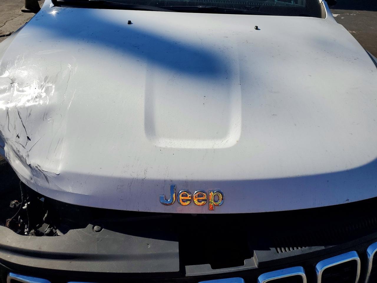 2017 Jeep Grand Cherokee Limited - zdjęcie 12