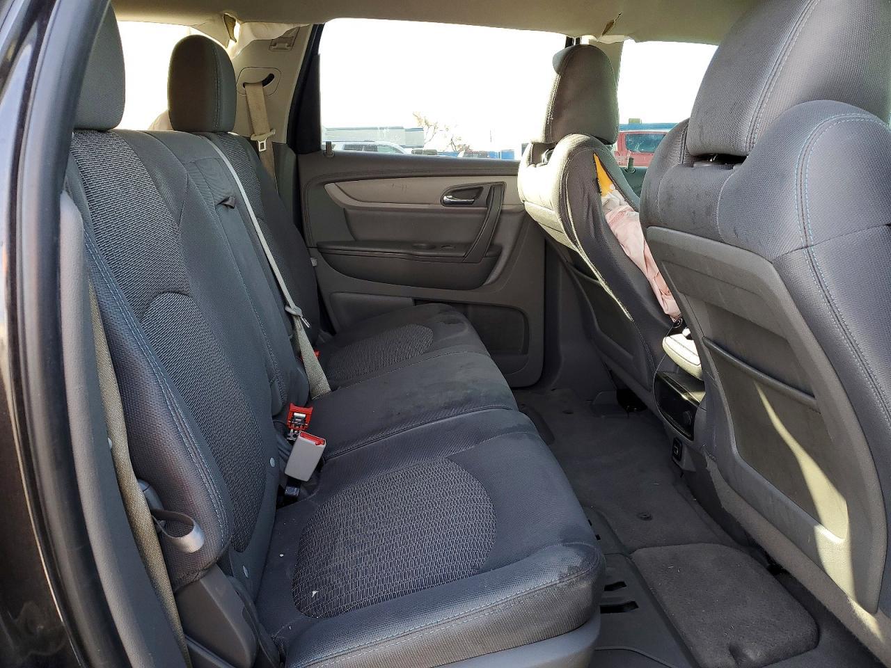 2017 Chevrolet Traverse Ls - zdjęcie 11