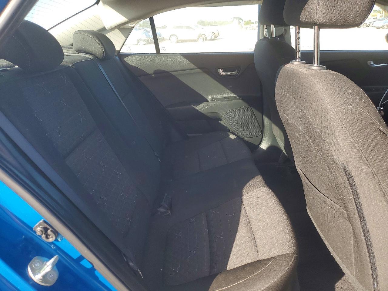 2023 Kia Rio Lx - zdjęcie 10