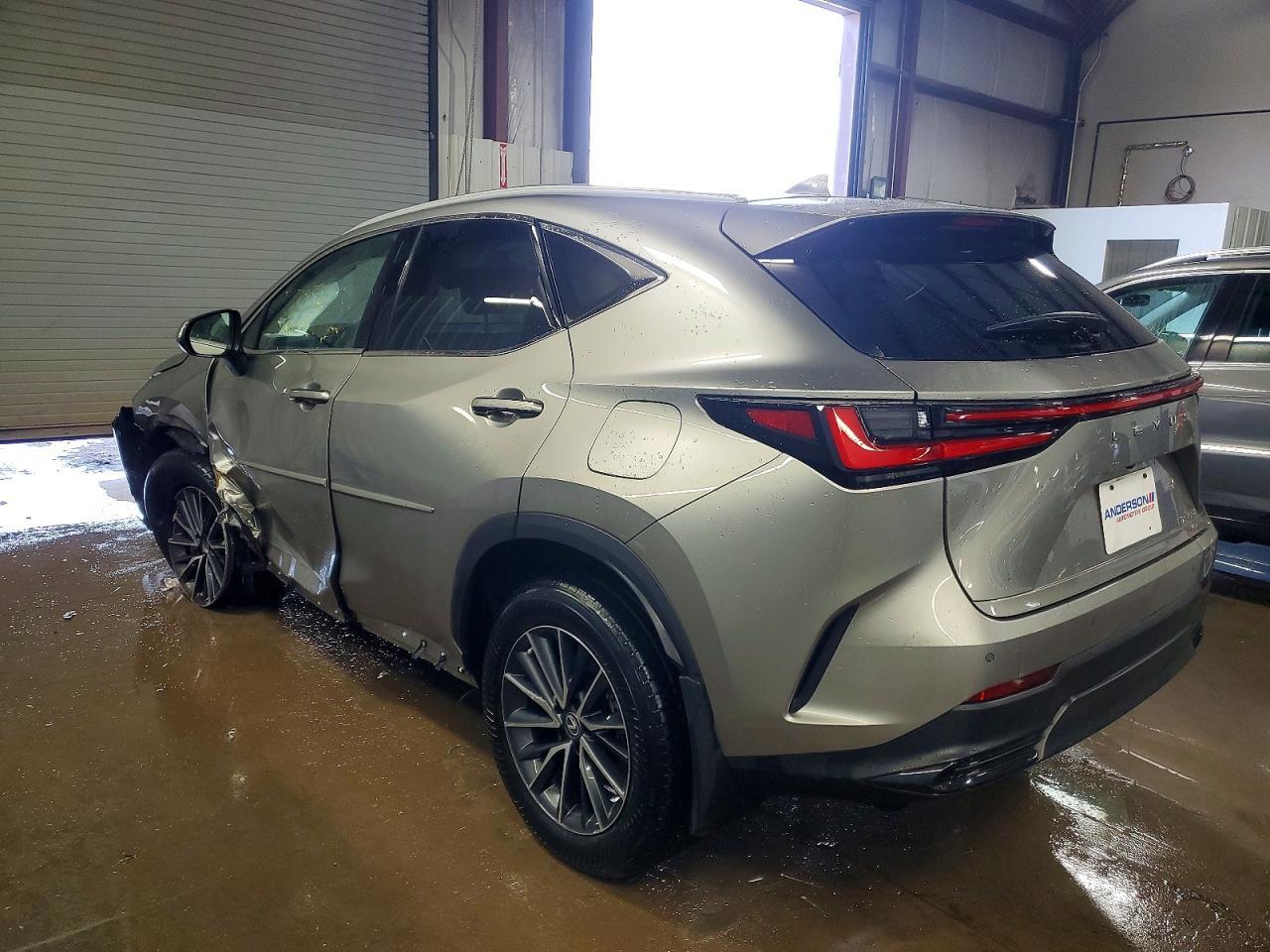 2022 Lexus Nx 350H - zdjęcie 2