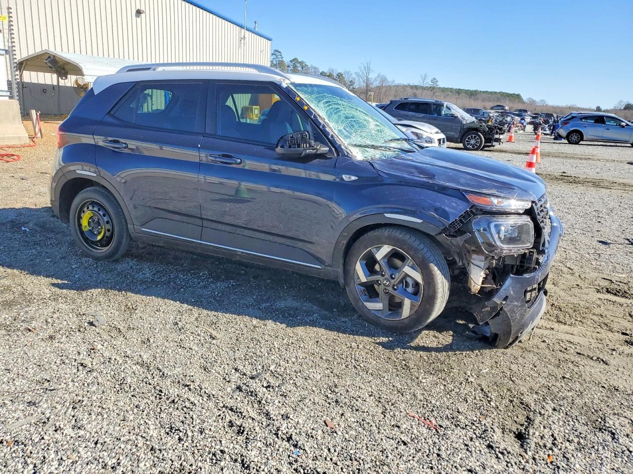 2025 Hyundai Venue Sel - zdjęcie 4