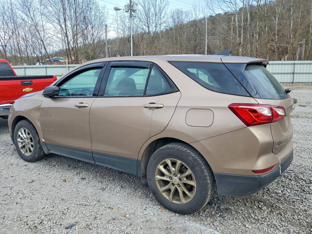 2019 Chevrolet Equinox Ls - zdjęcie 2