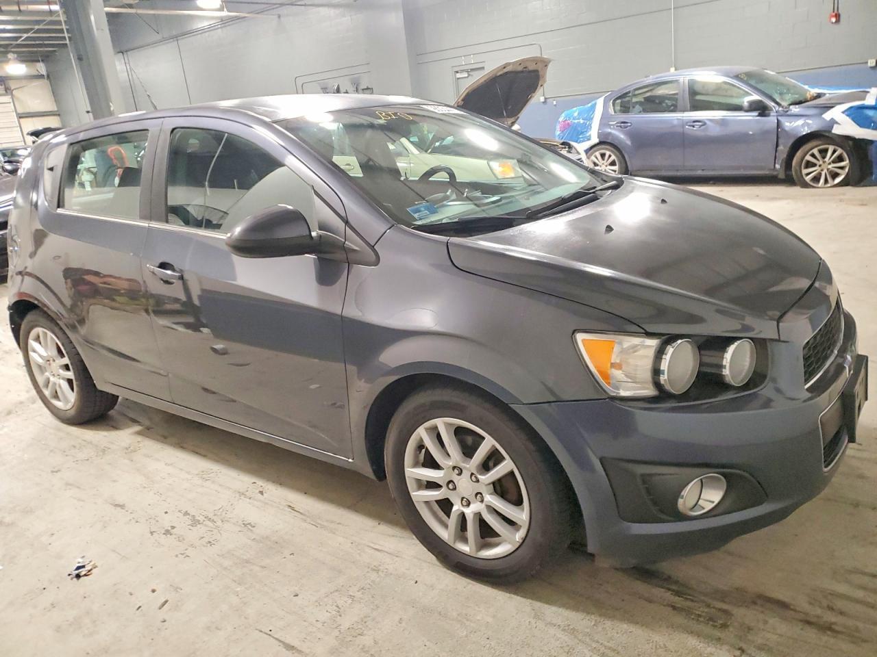 2013 Chevrolet Sonic Lt - zdjęcie 4