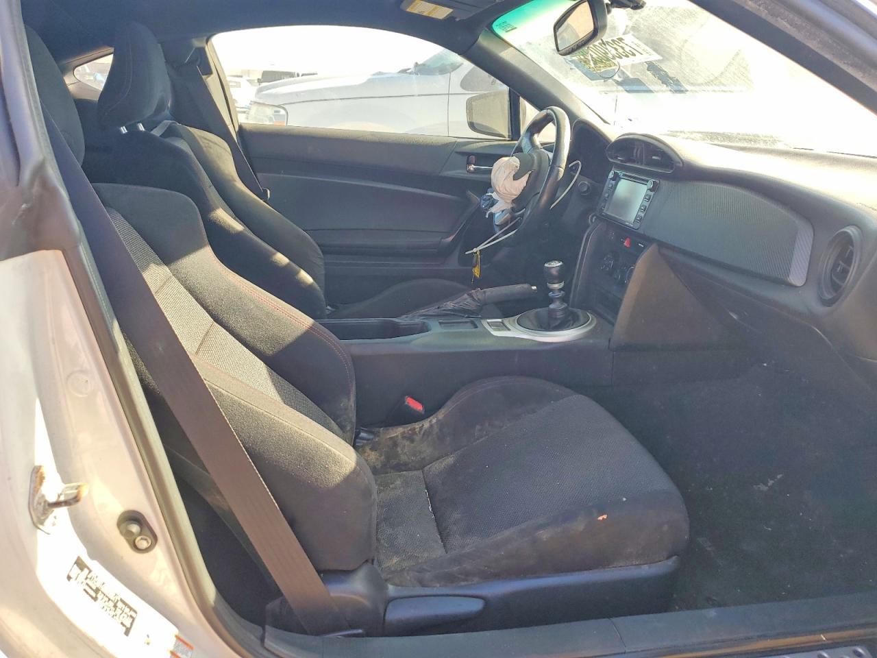 2016 Subaru Brz 2.0 Premium - zdjęcie 10