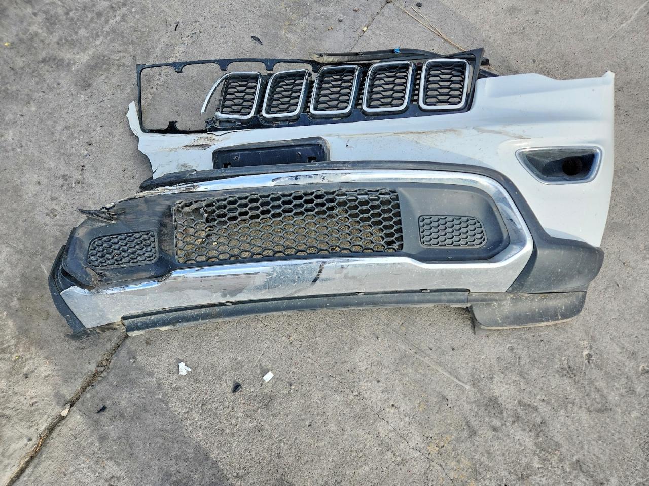 2018 Jeep Grand Cherokee Limited - zdjęcie 13