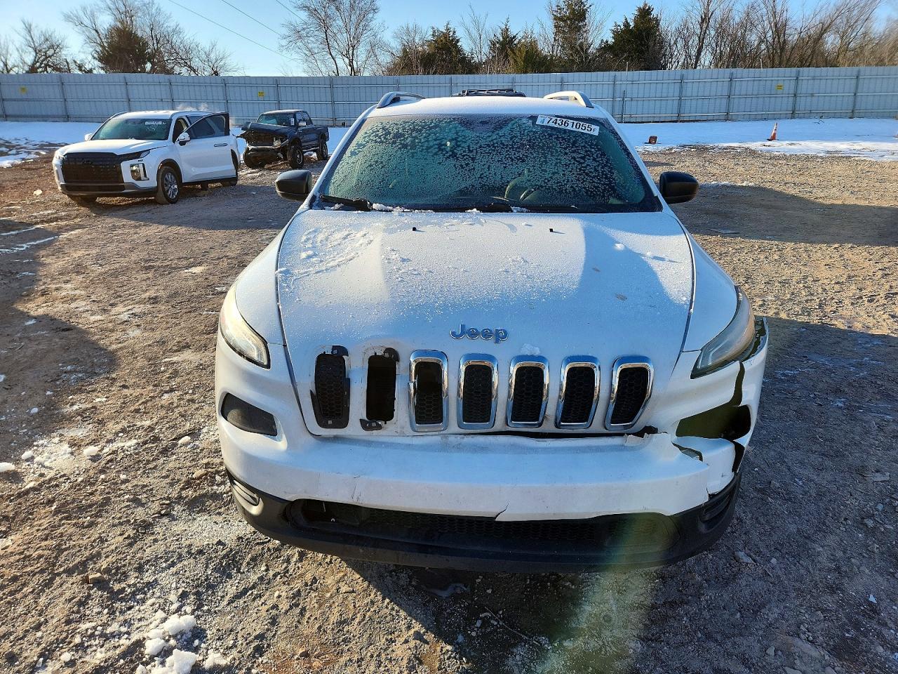 2015 Jeep Cherokee Sport - zdjęcie 5